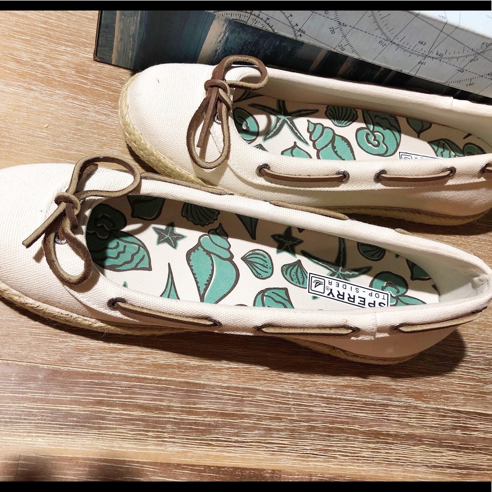Sperry Topsider ballet slip ons - Picture 1 of 8